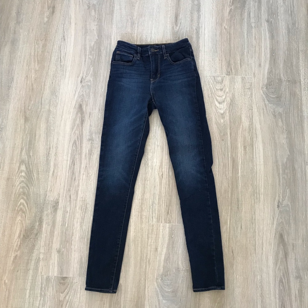 721 High Rise Skinny size W24 x L30